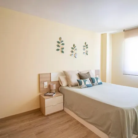 Aqua - A 250m Playa Apartament
